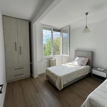 Apartment In Center,